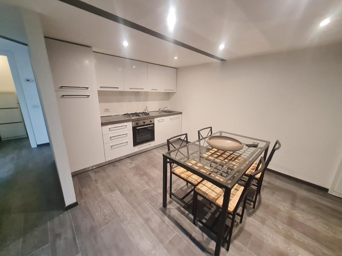 Isola - Ugo Bassi Charme Loft Apartment Милано Екстериор снимка