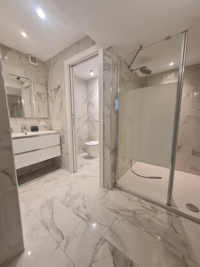 Isola - Ugo Bassi Charme Loft Apartment Милано Екстериор снимка