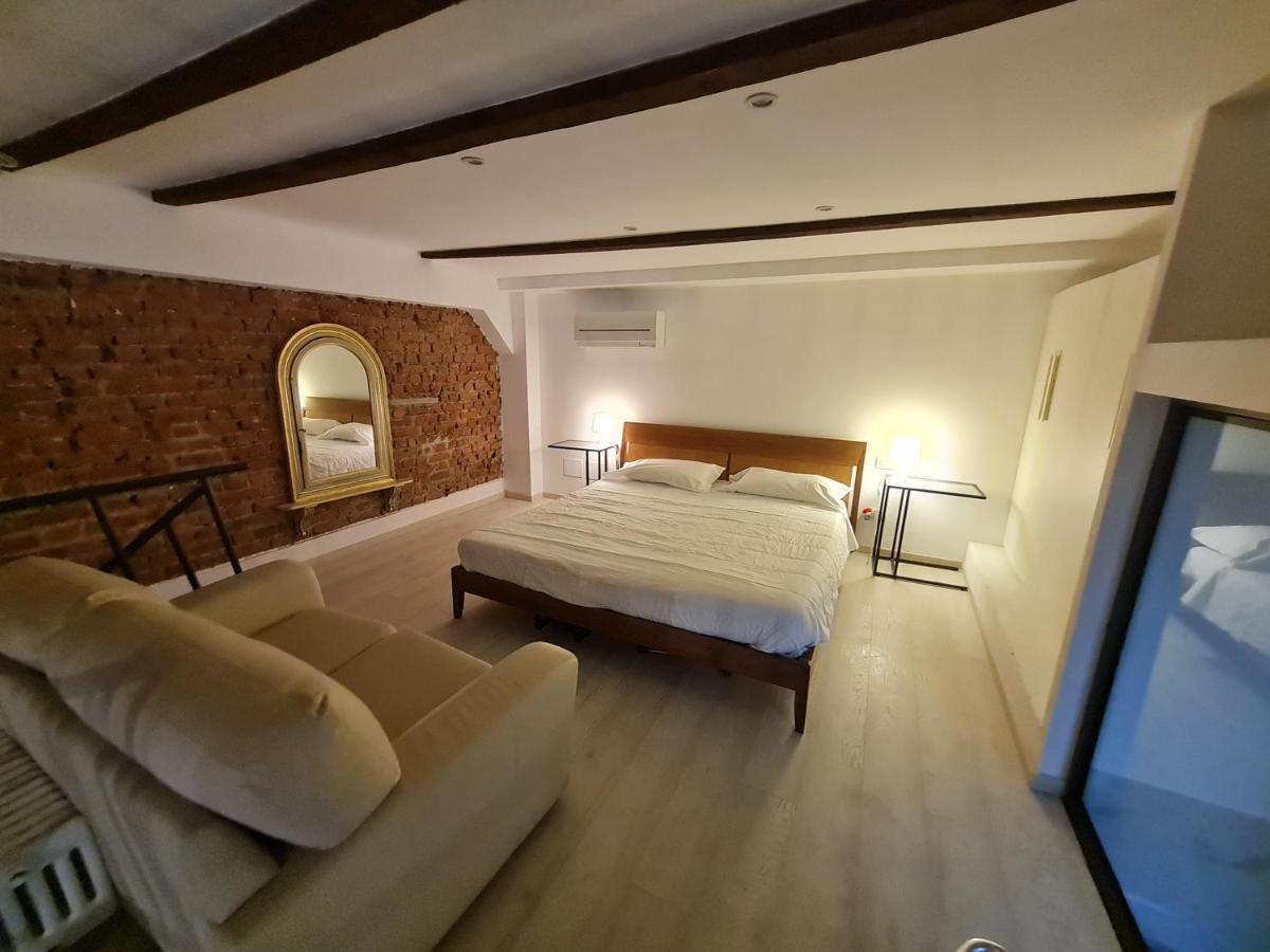 Isola - Ugo Bassi Charme Loft Apartment Милано Екстериор снимка