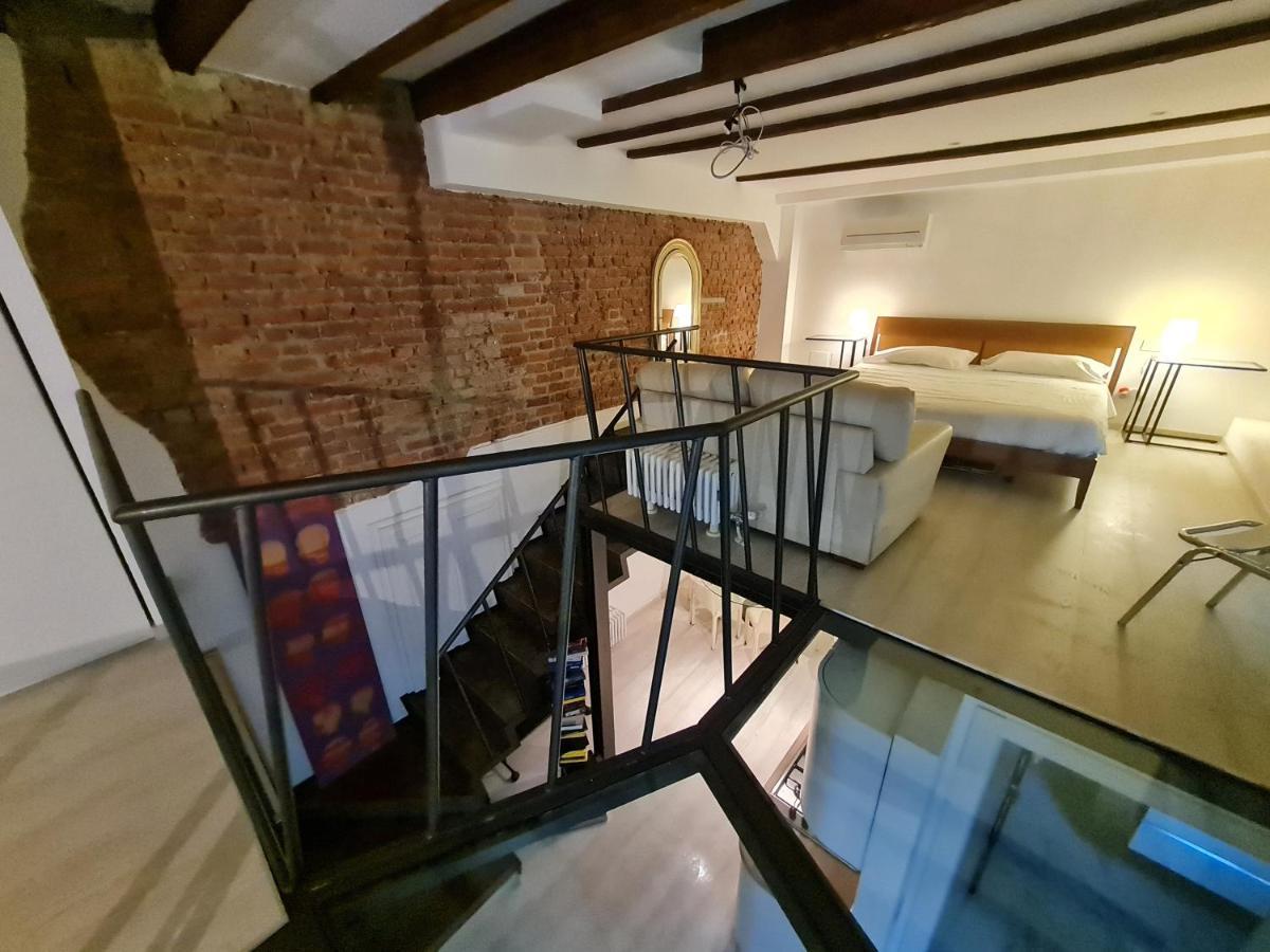 Isola - Ugo Bassi Charme Loft Apartment Милано Екстериор снимка